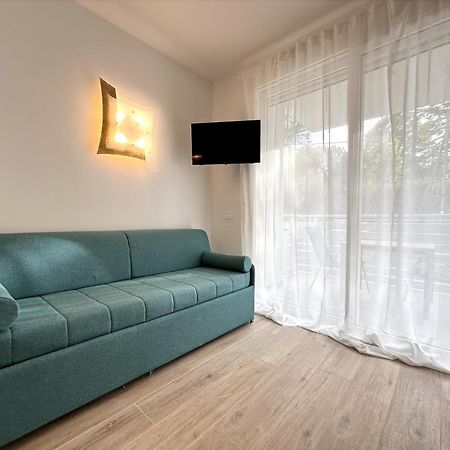 Residence Eva - Carraro Immobiliare Jesolo - Family Apartments كافالّينو المظهر الخارجي الصورة