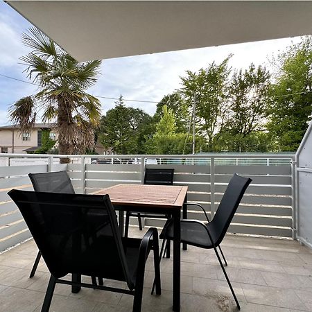 Residence Eva - Carraro Immobiliare Jesolo - Family Apartments كافالّينو المظهر الخارجي الصورة
